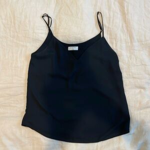 Aritzia Babaton sleeveless adjustable strep blouse
Black size S